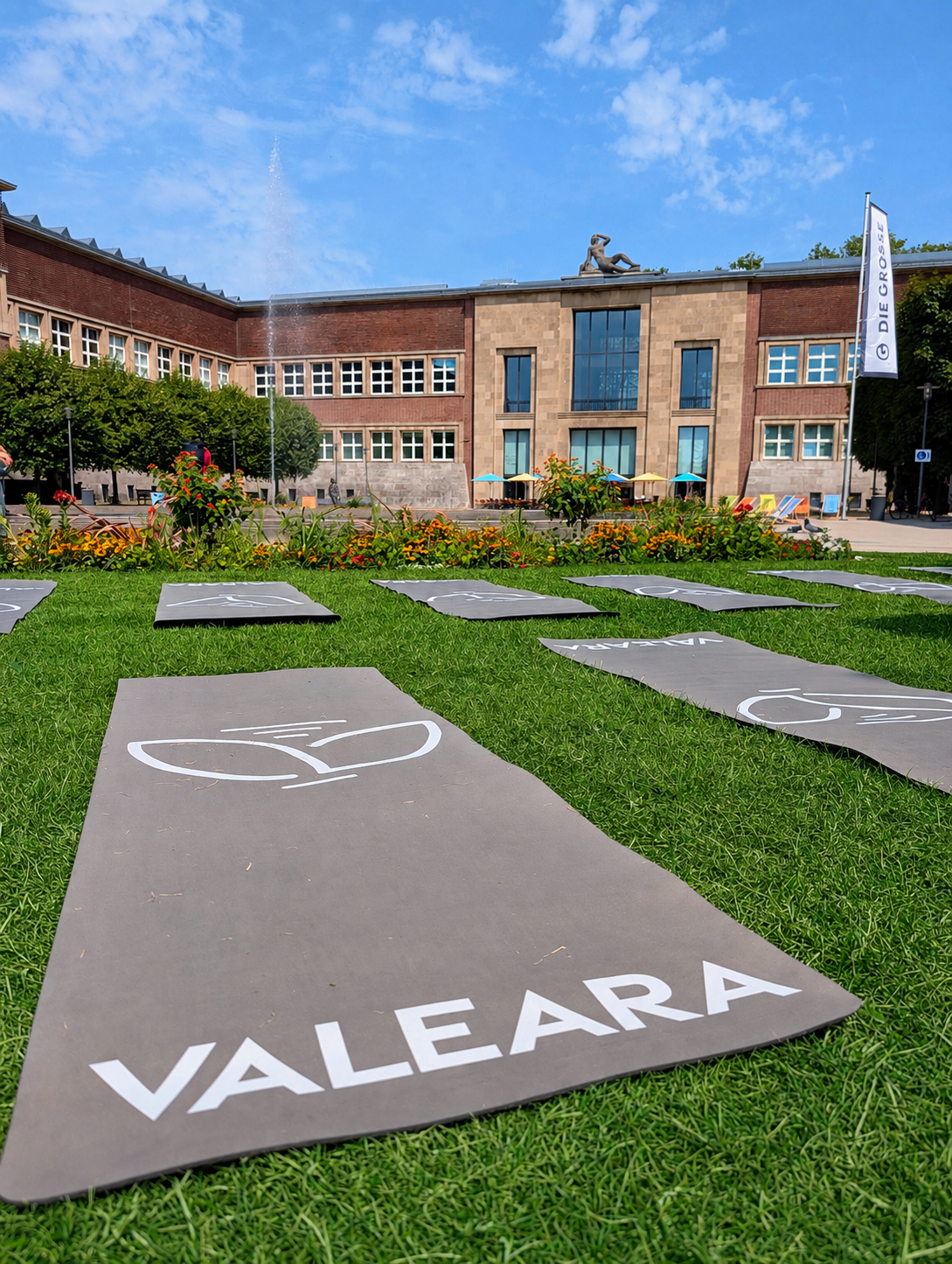 VALEARA Kunstpalast_Outdoor
